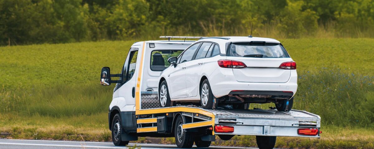 cat-costa-o-tractare-auto-in-baia-mare